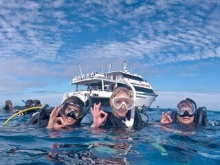 Coastal tourism diving